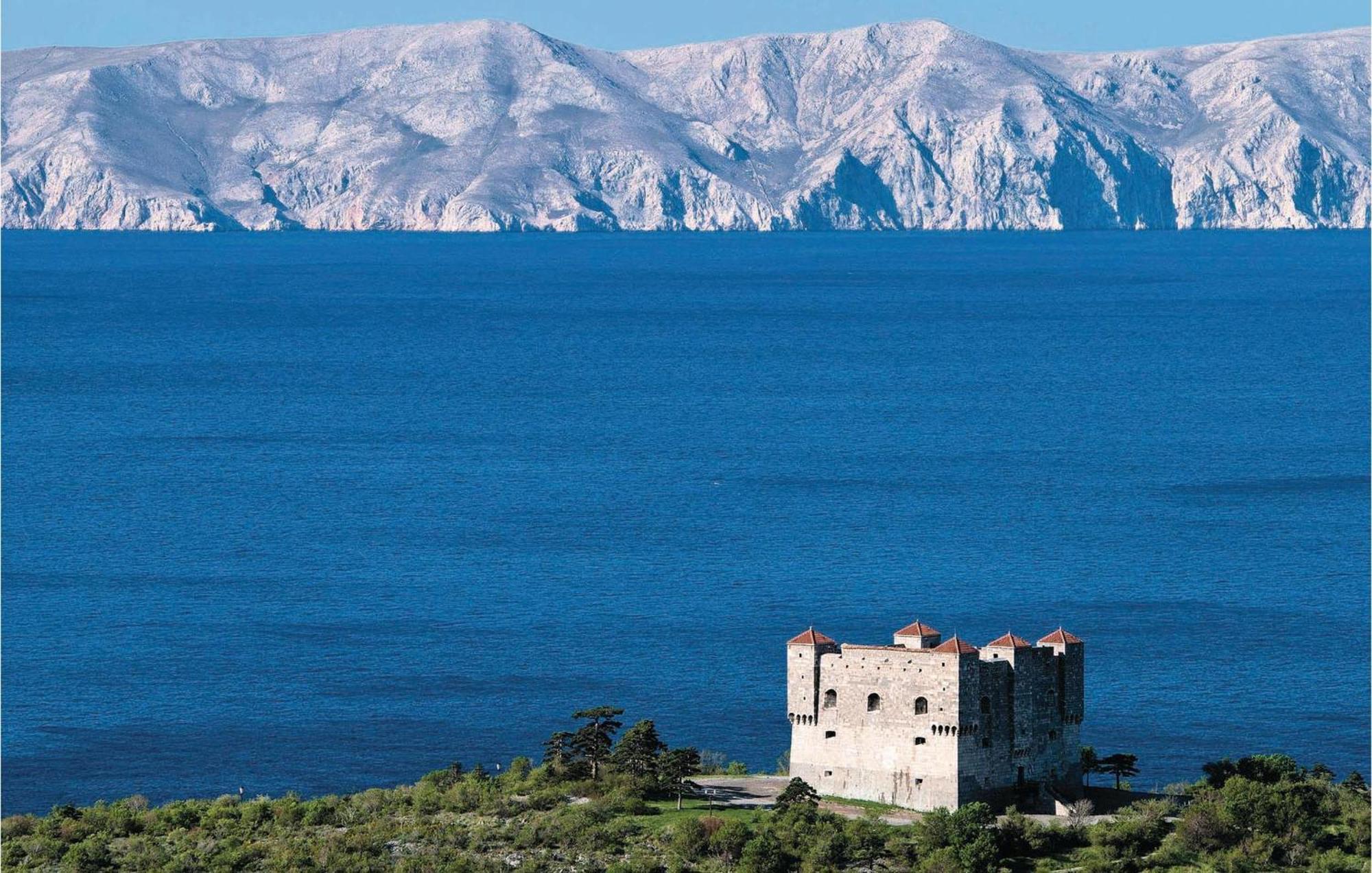 Nice Apartment In Senj With Ethernet Internet Екстериор снимка
