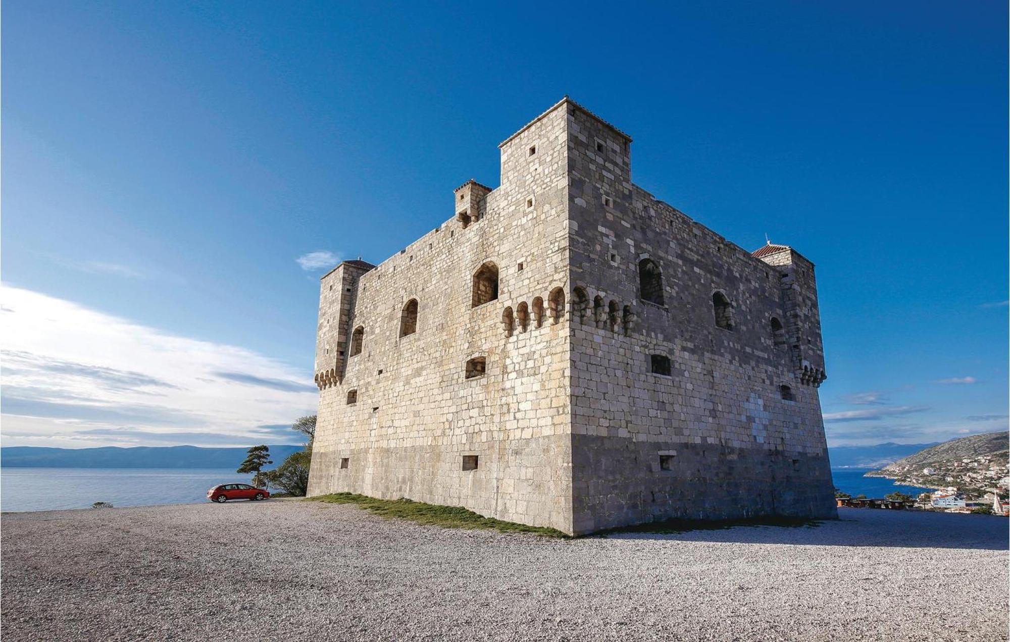 Nice Apartment In Senj With Ethernet Internet Екстериор снимка